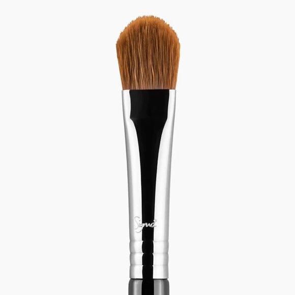 Sigma Beauty - E60 LARGE SHADER BRUSH - CLASSIC - Picture 1 of 3